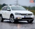 Белый Фольксваген Пассат Альтрак, объемом двигателя 2 л и пробегом 314 тыс. км за 10700 $, фото 1 на Automoto.ua