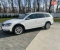 Белый Фольксваген Пассат Альтрак, объемом двигателя 2 л и пробегом 310 тыс. км за 10950 $, фото 6 на Automoto.ua