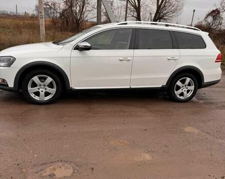 Белый Фольксваген Пассат Альтрак, объемом двигателя 2 л и пробегом 268 тыс. км за 11250 $, фото 4 на Automoto.ua