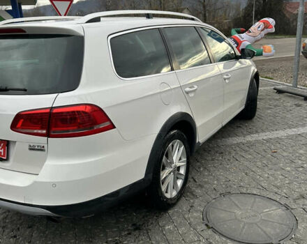 Белый Фольксваген Пассат Альтрак, объемом двигателя 2 л и пробегом 315 тыс. км за 11999 $, фото 5 на Automoto.ua