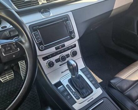 Білий Фольксваген Пассат Альтрак, об'ємом двигуна 2 л та пробігом 224 тис. км за 14500 $, фото 9 на Automoto.ua