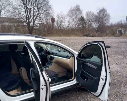 Белый Фольксваген Пассат Альтрак, объемом двигателя 2 л и пробегом 337 тыс. км за 13300 $, фото 10 на Automoto.ua