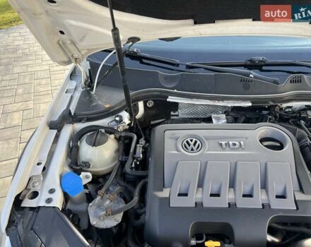 Белый Фольксваген Пассат Альтрак, объемом двигателя 2 л и пробегом 310 тыс. км за 10950 $, фото 21 на Automoto.ua