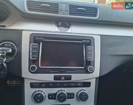 Белый Фольксваген Пассат Альтрак, объемом двигателя 2 л и пробегом 237 тыс. км за 15650 $, фото 8 на Automoto.ua