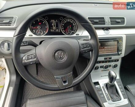 Белый Фольксваген Пассат Альтрак, объемом двигателя 2 л и пробегом 206 тыс. км за 13999 $, фото 10 на Automoto.ua