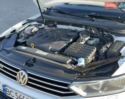 Белый Фольксваген Пассат Альтрак, объемом двигателя 2 л и пробегом 300 тыс. км за 16600 $, фото 18 на Automoto.ua