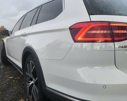 Білий Фольксваген Пассат Альтрак, об'ємом двигуна 1.97 л та пробігом 249 тис. км за 19500 $, фото 1 на Automoto.ua
