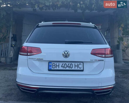 Білий Фольксваген Пассат Альтрак, об'ємом двигуна 2 л та пробігом 179 тис. км за 20700 $, фото 10 на Automoto.ua