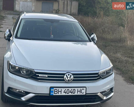 Білий Фольксваген Пассат Альтрак, об'ємом двигуна 2 л та пробігом 179 тис. км за 20700 $, фото 3 на Automoto.ua