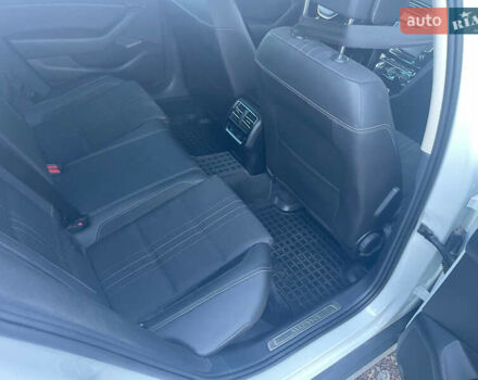 Білий Фольксваген Пассат Альтрак, об'ємом двигуна 2 л та пробігом 179 тис. км за 20700 $, фото 22 на Automoto.ua