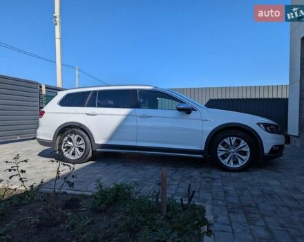 Білий Фольксваген Пассат Альтрак, об'ємом двигуна 2 л та пробігом 223 тис. км за 20900 $, фото 6 на Automoto.ua