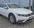 Белый Фольксваген Пассат Альтрак, объемом двигателя 2 л и пробегом 222 тыс. км за 18000 $, фото 1 на Automoto.ua