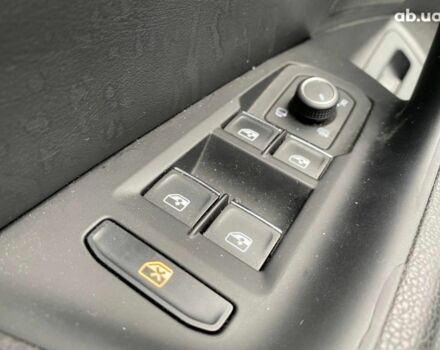 Білий Фольксваген Пассат Альтрак, об'ємом двигуна 2 л та пробігом 267 тис. км за 19890 $, фото 9 на Automoto.ua