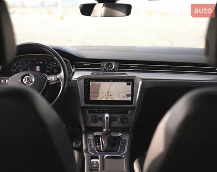 Белый Фольксваген Пассат Альтрак, объемом двигателя 1.97 л и пробегом 274 тыс. км за 20700 $, фото 9 на Automoto.ua