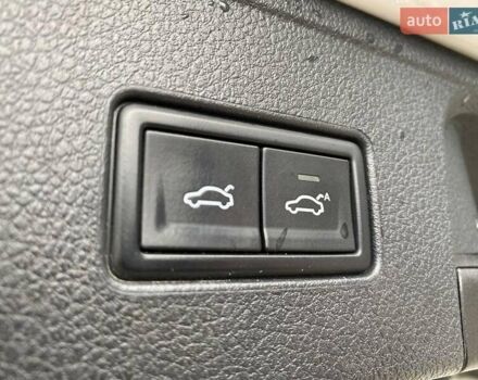 Білий Фольксваген Пассат Альтрак, об'ємом двигуна 2 л та пробігом 267 тис. км за 19890 $, фото 29 на Automoto.ua