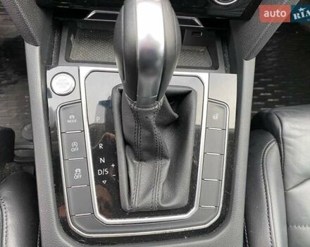 Білий Фольксваген Пассат Альтрак, об'ємом двигуна 2 л та пробігом 267 тис. км за 19890 $, фото 17 на Automoto.ua