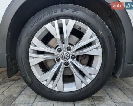 Білий Фольксваген Пассат Альтрак, об'ємом двигуна 2 л та пробігом 223 тис. км за 20900 $, фото 10 на Automoto.ua