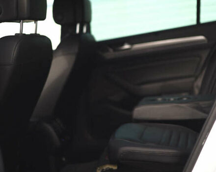 Белый Фольксваген Пассат Альтрак, объемом двигателя 1.97 л и пробегом 274 тыс. км за 20700 $, фото 10 на Automoto.ua