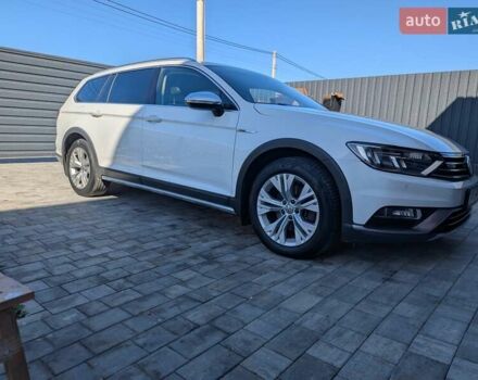 Білий Фольксваген Пассат Альтрак, об'ємом двигуна 2 л та пробігом 223 тис. км за 20900 $, фото 7 на Automoto.ua