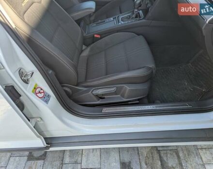 Білий Фольксваген Пассат Альтрак, об'ємом двигуна 2 л та пробігом 223 тис. км за 20900 $, фото 24 на Automoto.ua