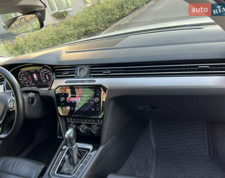 Белый Фольксваген Пассат Альтрак, объемом двигателя 2 л и пробегом 256 тыс. км за 17600 $, фото 24 на Automoto.ua