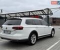 Белый Фольксваген Пассат Альтрак, объемом двигателя 2 л и пробегом 185 тыс. км за 22900 $, фото 5 на Automoto.ua