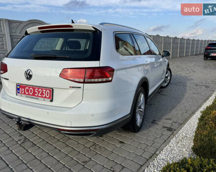 Белый Фольксваген Пассат Альтрак, объемом двигателя 2 л и пробегом 186 тыс. км за 21300 $, фото 8 на Automoto.ua