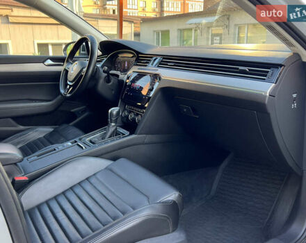 Белый Фольксваген Пассат Альтрак, объемом двигателя 2 л и пробегом 256 тыс. км за 17600 $, фото 23 на Automoto.ua