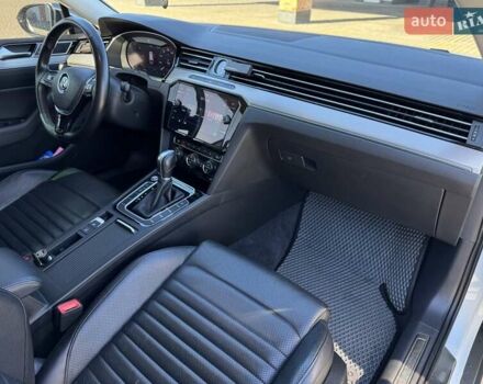 Белый Фольксваген Пассат Альтрак, объемом двигателя 2 л и пробегом 255 тыс. км за 20750 $, фото 30 на Automoto.ua