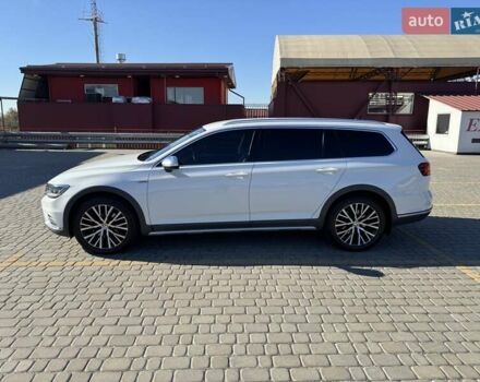 Белый Фольксваген Пассат Альтрак, объемом двигателя 2 л и пробегом 255 тыс. км за 20750 $, фото 8 на Automoto.ua