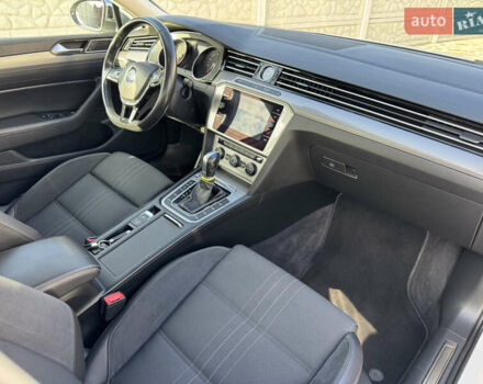 Белый Фольксваген Пассат Альтрак, объемом двигателя 2 л и пробегом 186 тыс. км за 21300 $, фото 30 на Automoto.ua