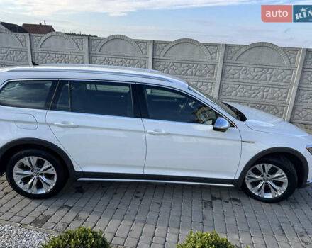 Белый Фольксваген Пассат Альтрак, объемом двигателя 2 л и пробегом 186 тыс. км за 20300 $, фото 18 на Automoto.ua