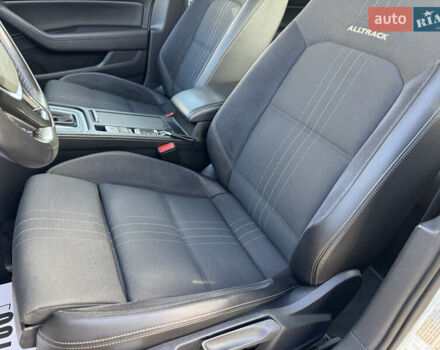 Белый Фольксваген Пассат Альтрак, объемом двигателя 2 л и пробегом 186 тыс. км за 20300 $, фото 41 на Automoto.ua