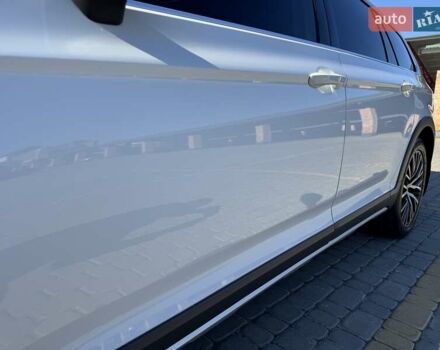 Белый Фольксваген Пассат Альтрак, объемом двигателя 2 л и пробегом 255 тыс. км за 20750 $, фото 19 на Automoto.ua