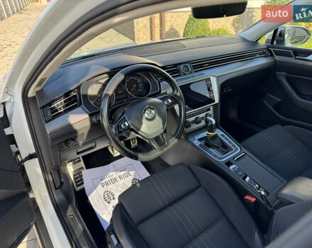 Белый Фольксваген Пассат Альтрак, объемом двигателя 2 л и пробегом 186 тыс. км за 20300 $, фото 29 на Automoto.ua