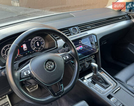 Белый Фольксваген Пассат Альтрак, объемом двигателя 2 л и пробегом 256 тыс. км за 17600 $, фото 19 на Automoto.ua