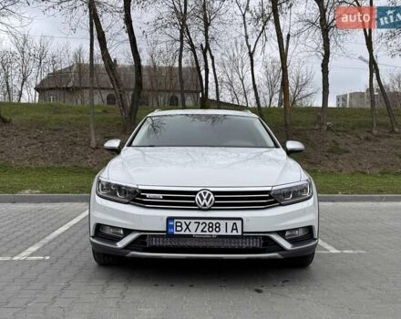 Белый Фольксваген Пассат Альтрак, объемом двигателя 2 л и пробегом 185 тыс. км за 22900 $, фото 1 на Automoto.ua