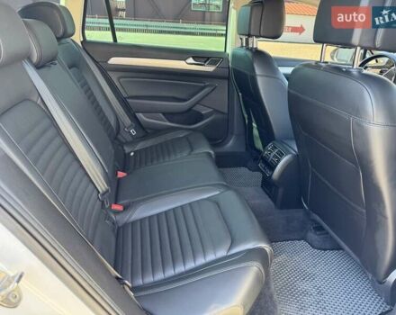 Белый Фольксваген Пассат Альтрак, объемом двигателя 2 л и пробегом 255 тыс. км за 20750 $, фото 43 на Automoto.ua