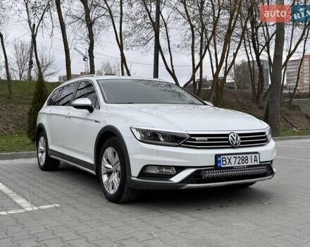 Белый Фольксваген Пассат Альтрак, объемом двигателя 2 л и пробегом 185 тыс. км за 22900 $, фото 2 на Automoto.ua