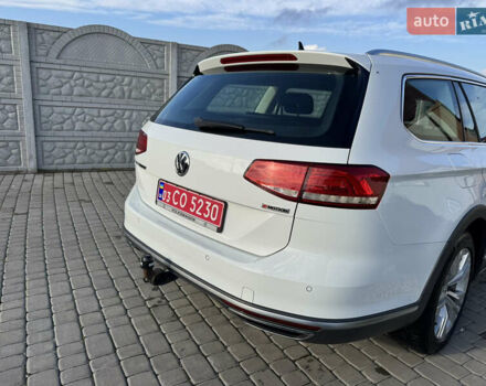 Белый Фольксваген Пассат Альтрак, объемом двигателя 2 л и пробегом 186 тыс. км за 20300 $, фото 16 на Automoto.ua