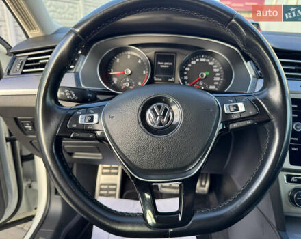 Белый Фольксваген Пассат Альтрак, объемом двигателя 2 л и пробегом 186 тыс. км за 20300 $, фото 43 на Automoto.ua