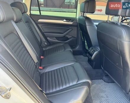 Белый Фольксваген Пассат Альтрак, объемом двигателя 2 л и пробегом 255 тыс. км за 20750 $, фото 44 на Automoto.ua