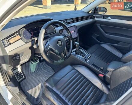 Белый Фольксваген Пассат Альтрак, объемом двигателя 2 л и пробегом 255 тыс. км за 20750 $, фото 24 на Automoto.ua