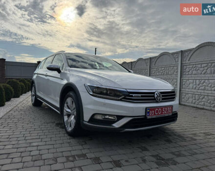 Белый Фольксваген Пассат Альтрак, объемом двигателя 2 л и пробегом 186 тыс. км за 21300 $, фото 21 на Automoto.ua