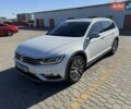 Белый Фольксваген Пассат Альтрак, объемом двигателя 2 л и пробегом 255 тыс. км за 20750 $, фото 1 на Automoto.ua