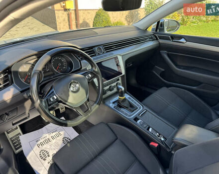 Белый Фольксваген Пассат Альтрак, объемом двигателя 2 л и пробегом 186 тыс. км за 20300 $, фото 30 на Automoto.ua