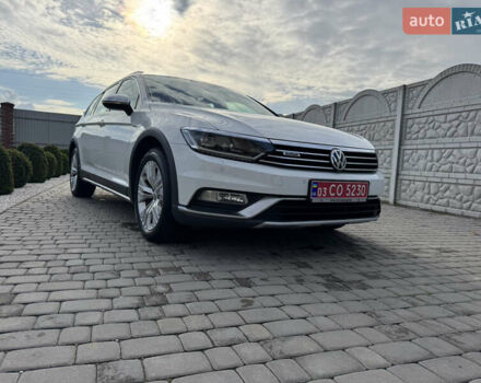 Белый Фольксваген Пассат Альтрак, объемом двигателя 2 л и пробегом 186 тыс. км за 21300 $, фото 18 на Automoto.ua