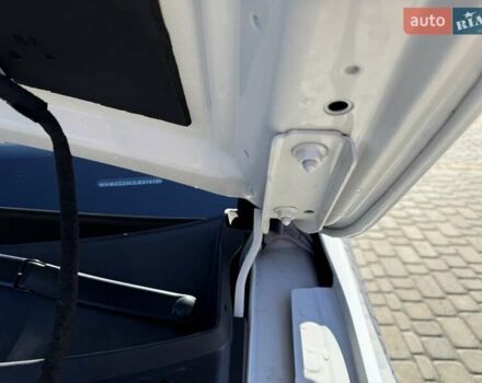 Белый Фольксваген Пассат Альтрак, объемом двигателя 2 л и пробегом 255 тыс. км за 20750 $, фото 54 на Automoto.ua