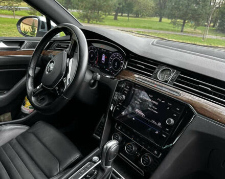 Белый Фольксваген Пассат Альтрак, объемом двигателя 2 л и пробегом 190 тыс. км за 23500 $, фото 27 на Automoto.ua