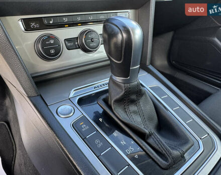 Белый Фольксваген Пассат Альтрак, объемом двигателя 2 л и пробегом 186 тыс. км за 20300 $, фото 57 на Automoto.ua